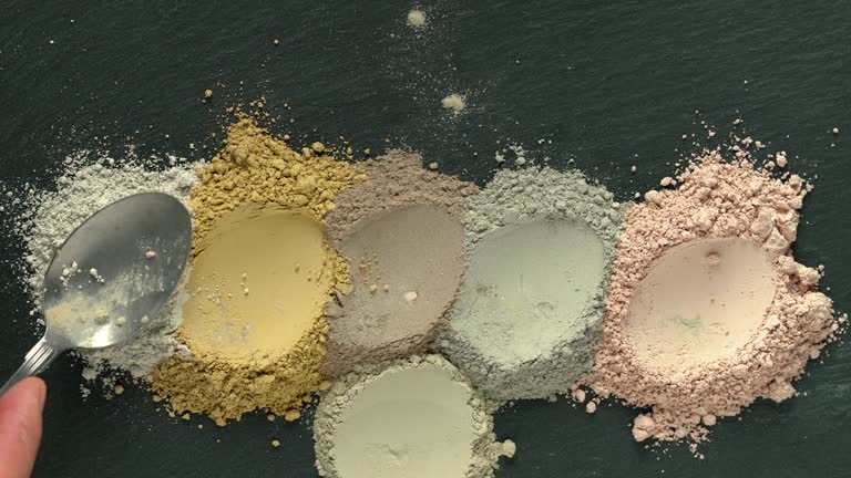 تصویر 3 از بنتونیت خاک رنگ بر اسیدی درجه یک