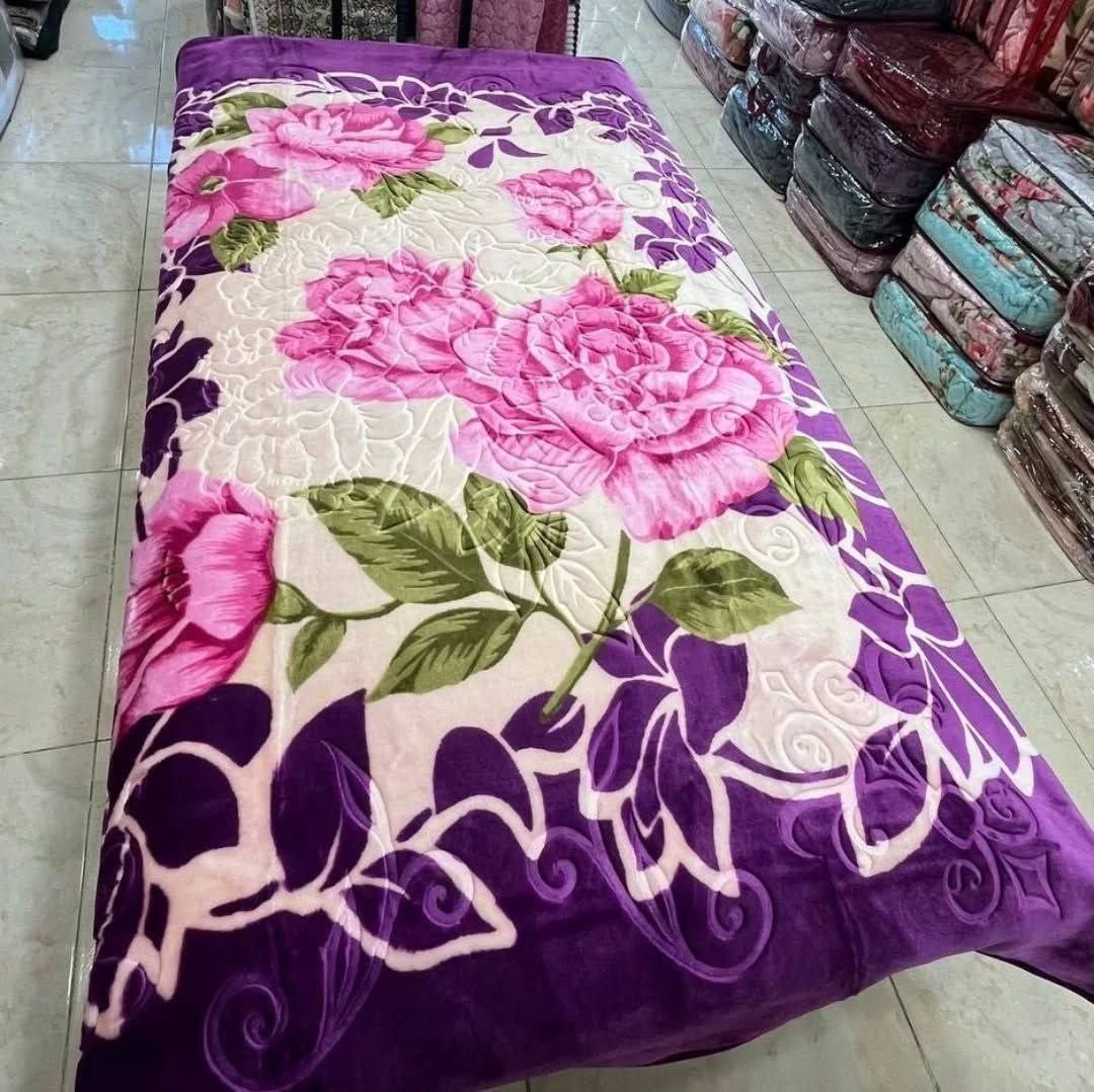 تصویر 1 از بهترین قیمت پتو زنبق گلدار در بازار