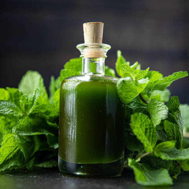 عرق نعنا سبز تقویت گوارش رفع خستگی و شادابی بدن