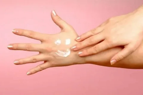 کرم دست پوست حساس محافظت ‌کننده و ضد آلرژی