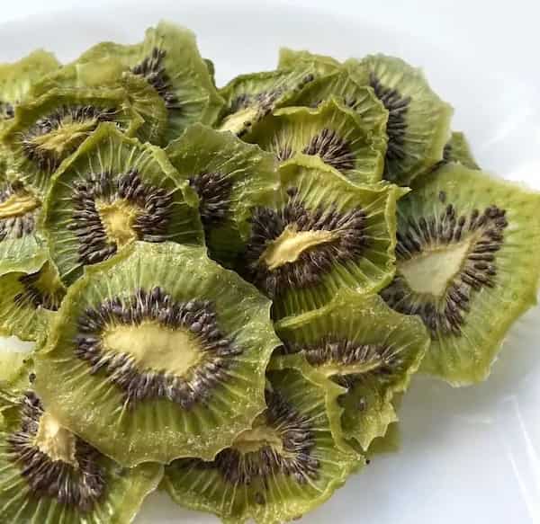 تصویر 1 از کیوی خشک خوش‌ طعم و مغذی + کیفیت استثنائی و قیمت عالی