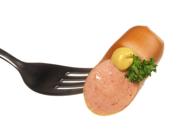 تصویر 2 از سوسیس مرغ خوش‌ طعم از گوشت مرغ با بافت نرم و پخت آسان