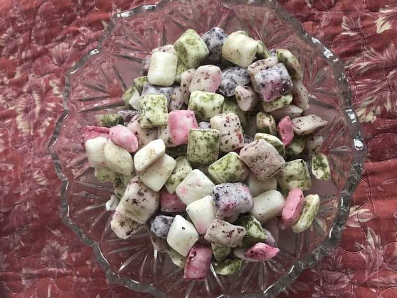 تصویر 2 از شکر پنیر پسته ای مخصوص سوغات بجنورد