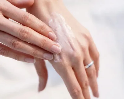 کرم ترمیم پوست بازسازی‌ کننده سلول‌ های پوستی