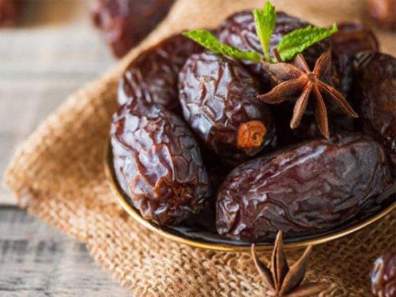 خرما زاهدی درشت فله ارگانیک با استانداردهای بالا