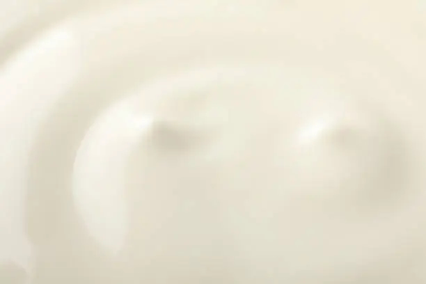 کرم سفید کننده پوست طبیعی