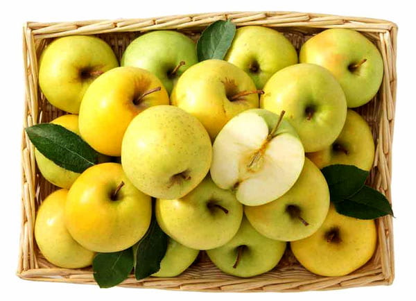 تصویر 1 از سیب درختی زرد سالم و طبیعی