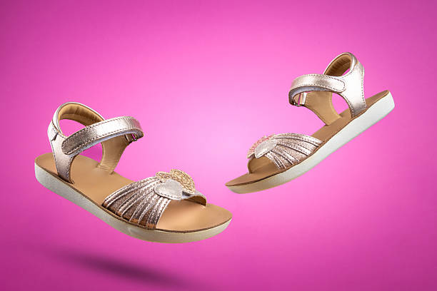 تصویر 3 از صندل دخترانه بندی طرح مینیمال استایل خنک تابستان