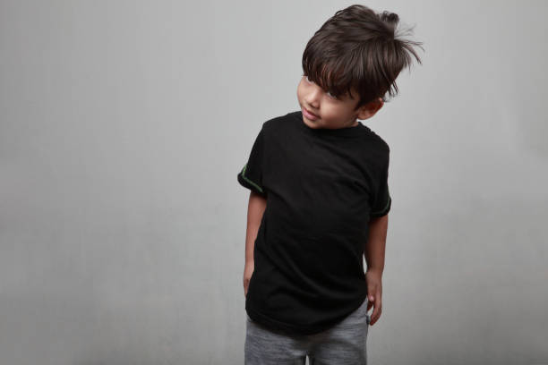 تصویر 4 از پیراهن بچگانه مشکی استایل خاص با دوخت تمیز و جذاب