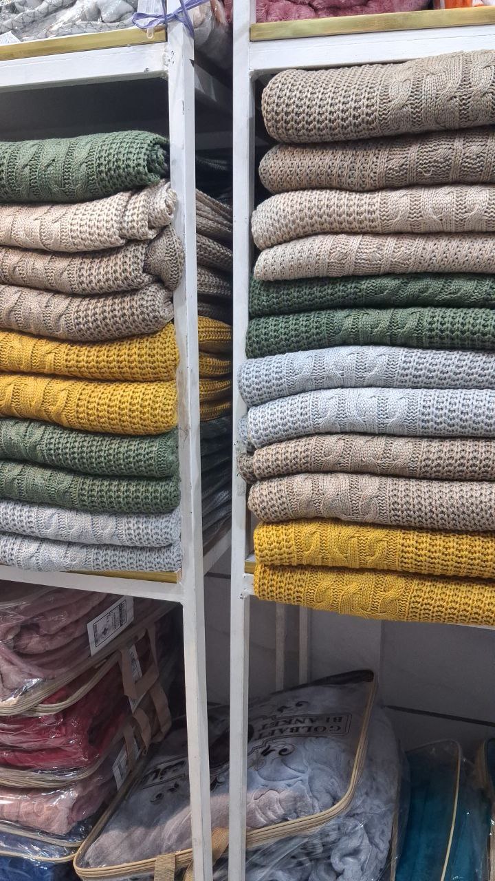 تصویر 1 از خرید ارزان و عمده و با کیفیت شال مبل بافت نخ اکریلیک