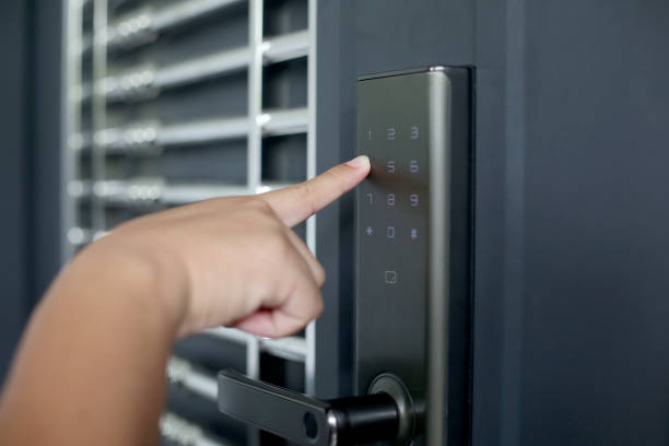 تصویر 2 از درب ضد سرقت با قفل هوشمند اثر انگشت