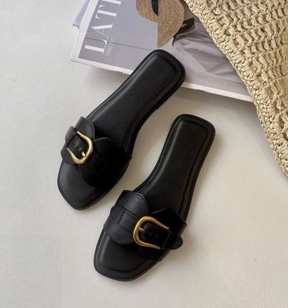 تصویر 3 از صندل زنانه چرمی با کیفیت بالا و دوخت محکم