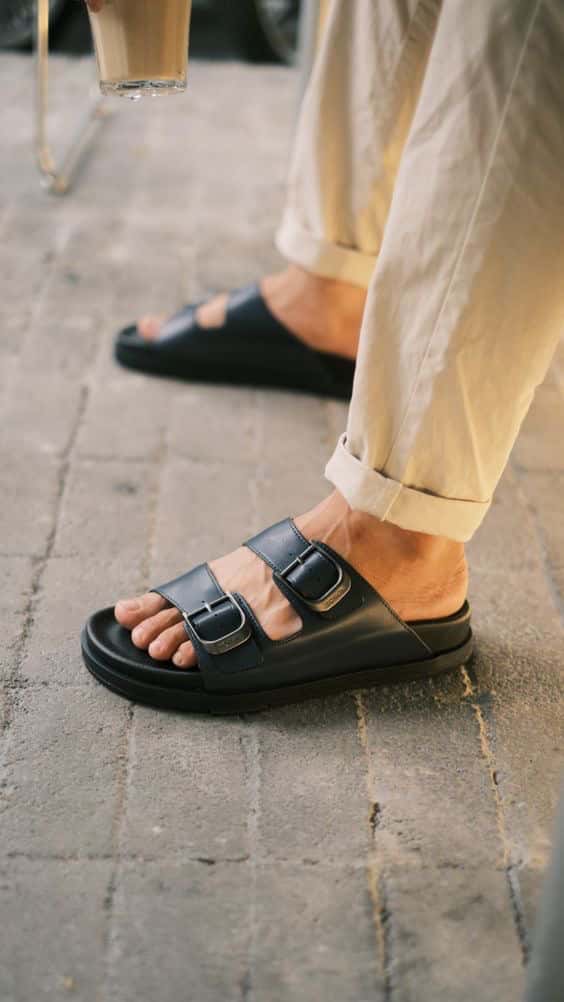 صندل مردانه اسپرت مناسب استفاده روزانه