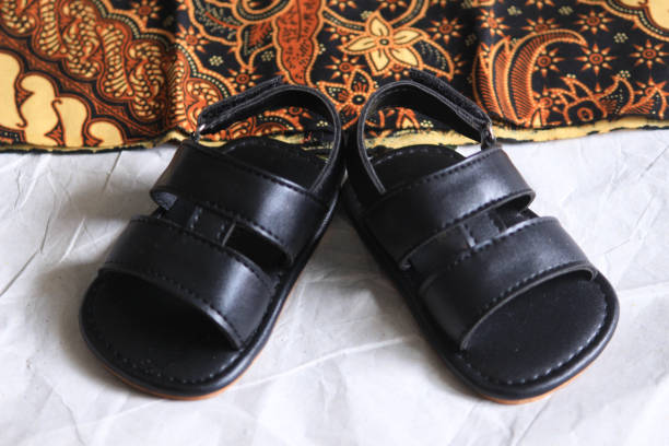 تصویر 3 از صندل مردانه اداری چرم طبیعی کفی طبی