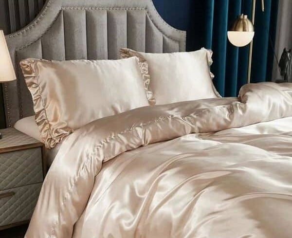 تصویر 4 از رو تختی ساتن لوکس با لطافت بی‌ نظیر و شیک