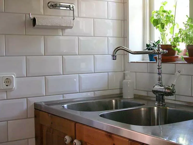 تصویر 2 از سرامیک آشپزخانه ایرانی مقاوم در برابر خط و خش