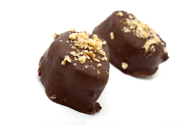 خرمای شکلاتی پیکسر + عرضه کننده معتبر و با کیفیت ترین برندها