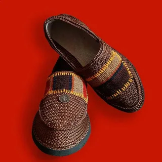 تصویر 1 از گیوه مردانه قدیمی کلاسیک سنتی