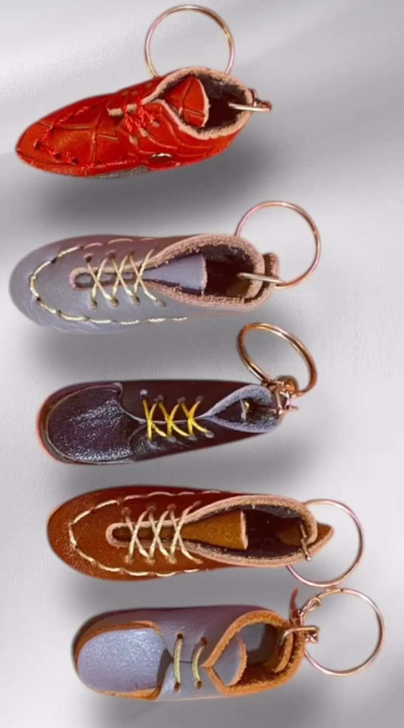 تصویر 1 از جاسوئیچی چرم دستدوز قیمت عالی