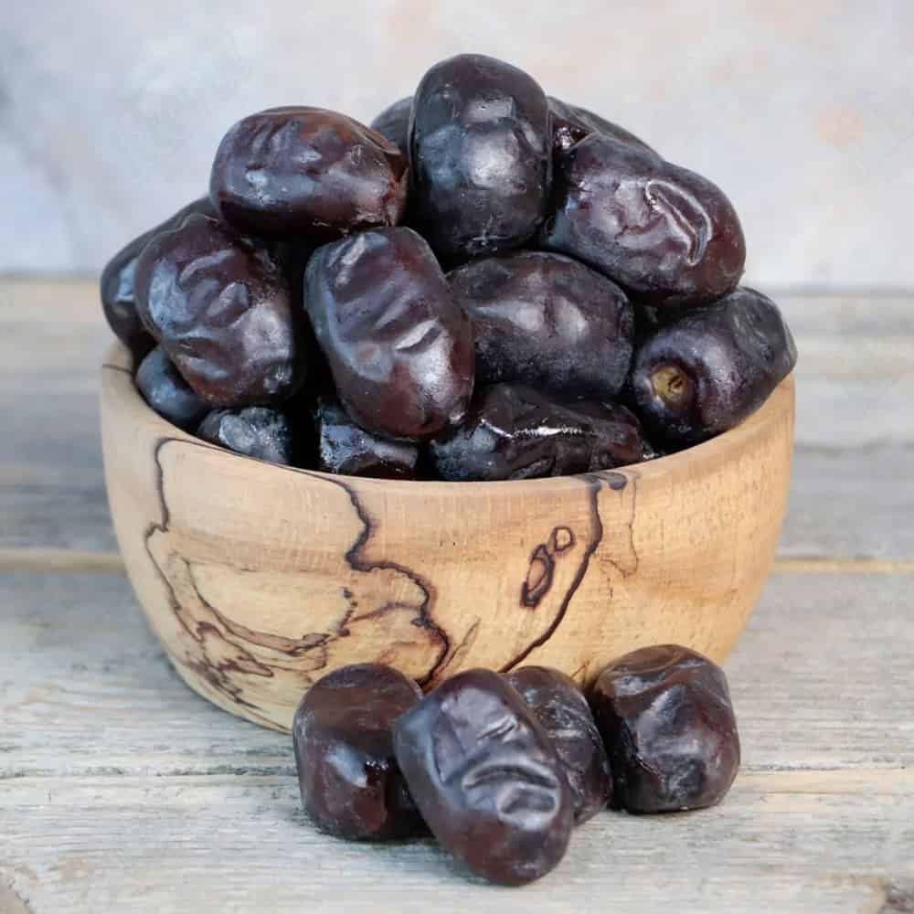 خرما مضافتی بم نامدار خوشمزه و با کیفیت