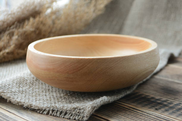 تصویر 1 از انواع آجیل خوری چوبی گرد با دوام و کادویی