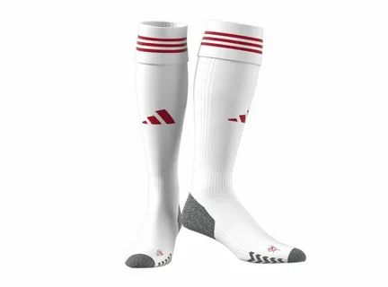 تصویر 1 از جوراب ورزشی یوونتوس شیک مقاوم