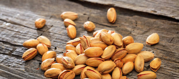 تصویر 5 از پسته احمد آقایی زعفرانی درجه یک ممتاز