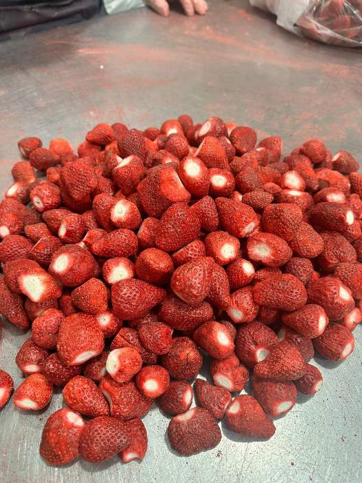 تصویر 1 از خرید و قیمت توت فرنگی خشک پفکی