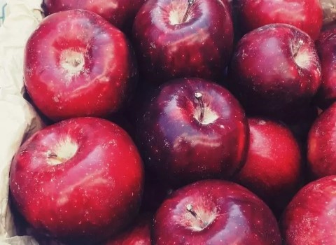 سیب قرمز درجه 1 بابلسر سبدی درشت