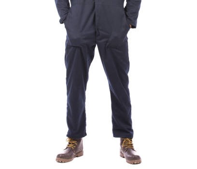 انواع شلوار مردانه پارچه ای مناسب استایل های خاص