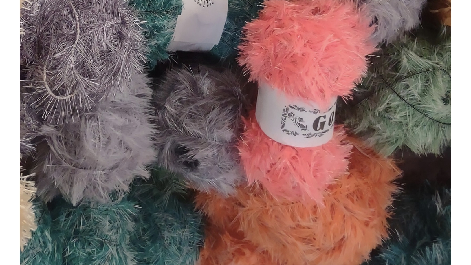 نخ یوموش گلستان با بافت نرم و یکنواخت