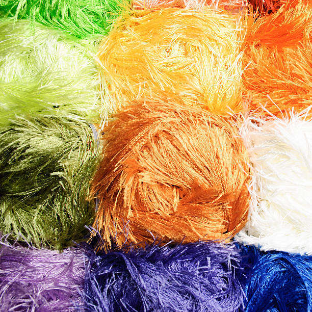 تصویر 4 از نخ بافتنی یوموش گلستان با کیفیت عالی