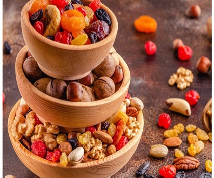 تصویر 4 از خرید کشمش سبز یلدا در کنار آجیل