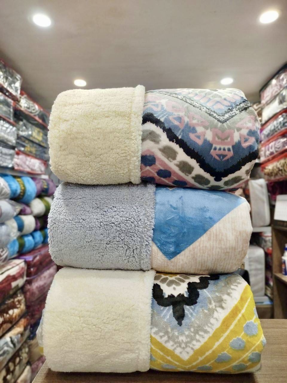 خرید پتو شان دشیپ دو لایه با بهترین قیمت فروش عمده پتو تک‌ نفره