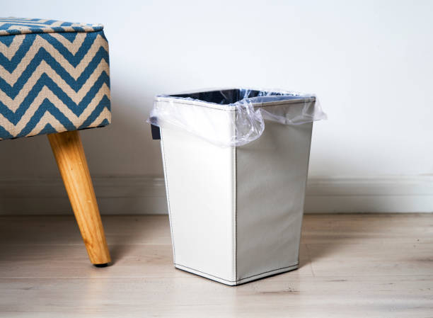 سطل پلاستیکی زباله اتاق مخصوص کنار تخت