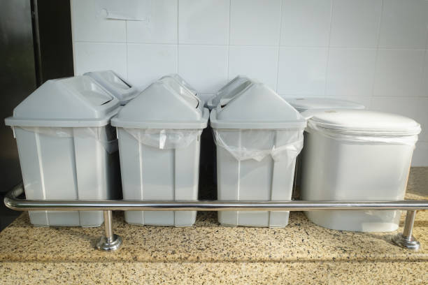 سطل زباله پلاستیکی درب باد بزنی با کیفیت عالی