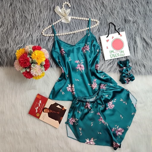 خرید ویژه ست لباس خواب زنانه دو تکه ساتن