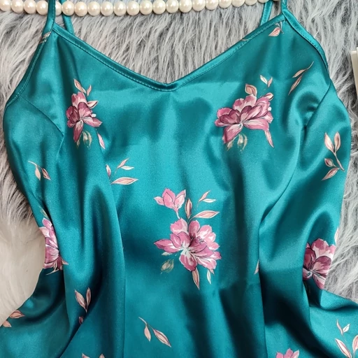 تصویر 4 از خرید ویژه ست لباس خواب زنانه دو تکه ساتن