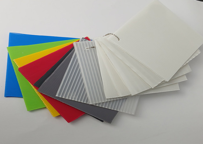 خرید کارتن پلاست بی رنگ با تضمین کیفیت و قیمت