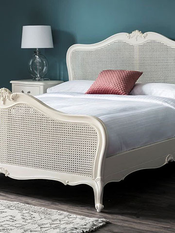 تصویر 1 از قیمت تولیدی تخت خواب چوبی کلاسیک