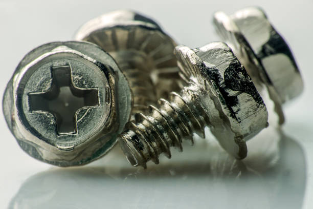 تصویر 4 از پیچ سر شش‌ گوش واشر دار روکش گالوانیزه گرم