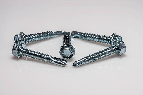 تصویر 2 از پیچ خودکار سر شش‌ گوش مناسب نصب ورق روی تیرآهن