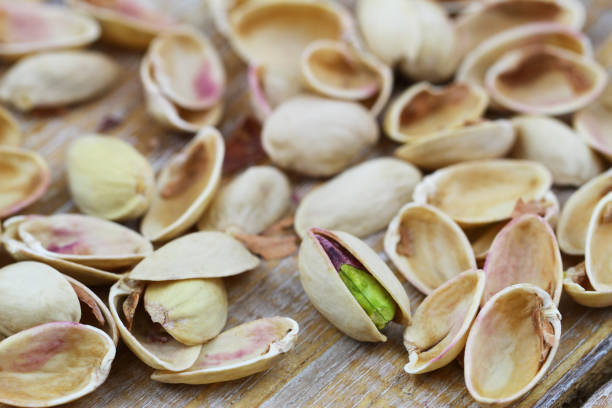 پوست پسته تناژ بالا درجه یک صادراتی