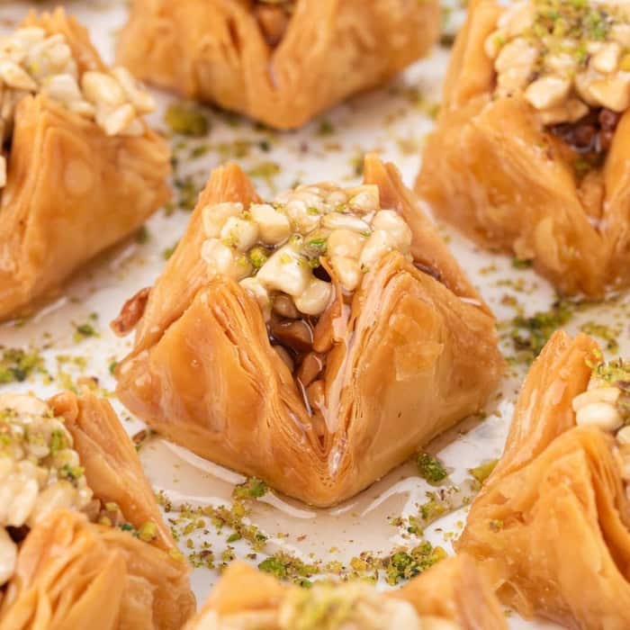 تصویر 4 از باقلوا شیرین و ترد خوش عطر و طعم مناسب هدیه + کیفیت عالی