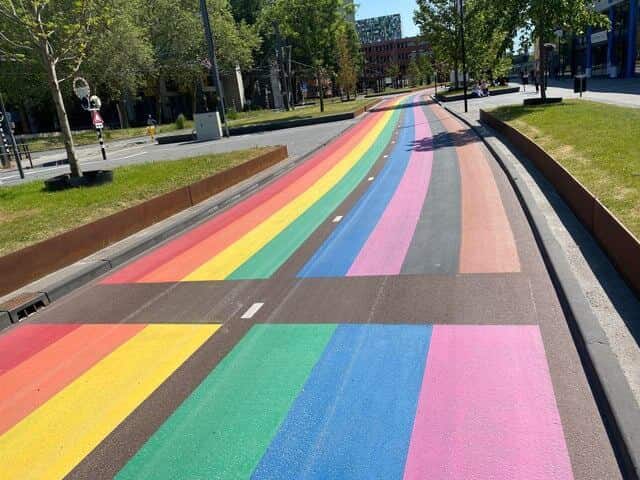 تصویر 3 از قیر رنگی + منعطف و چسبندگی بالا