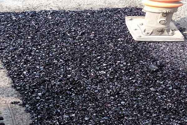 قیر نفتی بندر عباس + مناسب برای آسفالت‌ کاری و پوشش‌ دهی سطوح