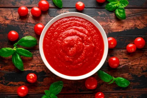 رب گوجه فرنگی ضامن اصیل و با کیفیت