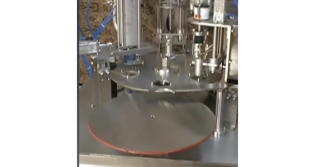 تصویر 4 از دستگاه پرکن روتاری تک نازل با کیفیت