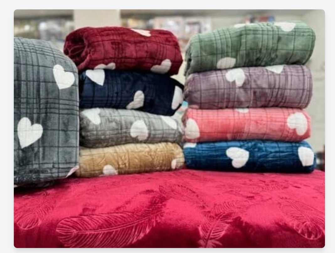 تصویر 2 از خرید پتو مسافرتی قلبی + فروش استثنایی