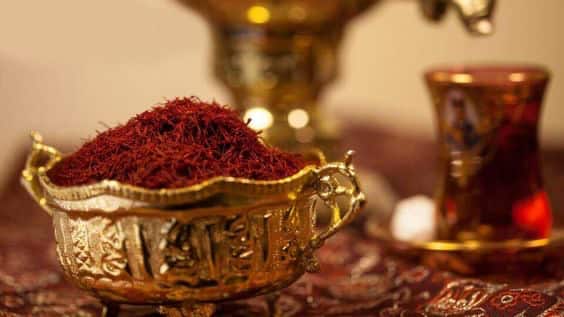 زعفران سرگل صادراتی مناسب هدیه و مصرف ویژه